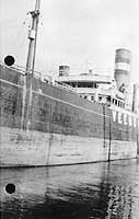 Photo # NH 102344: Freighter Veendijk in port, prior to her World War I Navy service